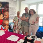 Norbert Wehrkamp mit seiner Frau Ruth, Dr. Steffi Keilig vom Förderverein Marienkirche 2.0